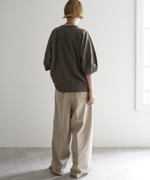 JOURNAL STANDARD LUXE(ジャーナルスタンダード ラックス)の「Olivia's PO(Tシャツ/カットソー・レディース・カーキ/ホワイト/チャコールグレー・FREE)」の18枚目の写真