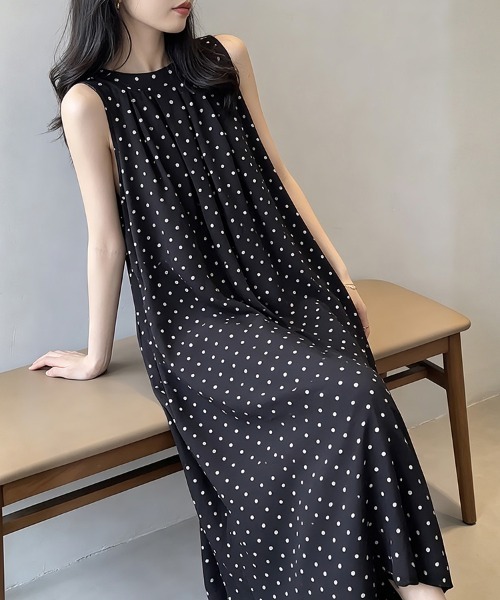 ONEP STAR(ワンピスター)の「ドット柄ノースリーブAラインワンピース(ワンピース・レディース・ブラック/ベージュ・MEDIUM/LARGE/X-LARGE)」の8枚目の写真