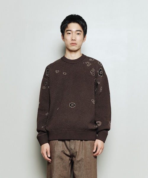 bal(バル)の「JACQUARD PATTERN CREWNECK SWEATER(ニット/セーター・メンズ・ブラック/ブラウン/グレー・3/2/1)」の3枚目の写真