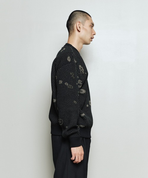 bal(バル)の「JACQUARD PATTERN CREWNECK SWEATER(ニット/セーター・メンズ・ブラック/ブラウン/グレー・3/2/1)」の4枚目の写真