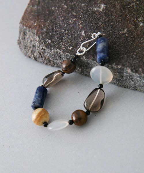 SMELLY（スメリー）の「SMELLY so’　earthy tones bracelet（ブレスレット・レディース・シルバー系その他・-）」の5枚目の写真