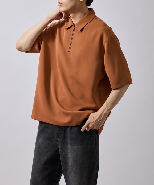 ADAM ET ROPE'（アダムエロペ）の「ストレッチドライツイルハーフジップポロ/セットアップ対応（ポロシャツ・メンズ・ブラック/ブラウン/レンガ・LL/M/L）」の3枚目の写真