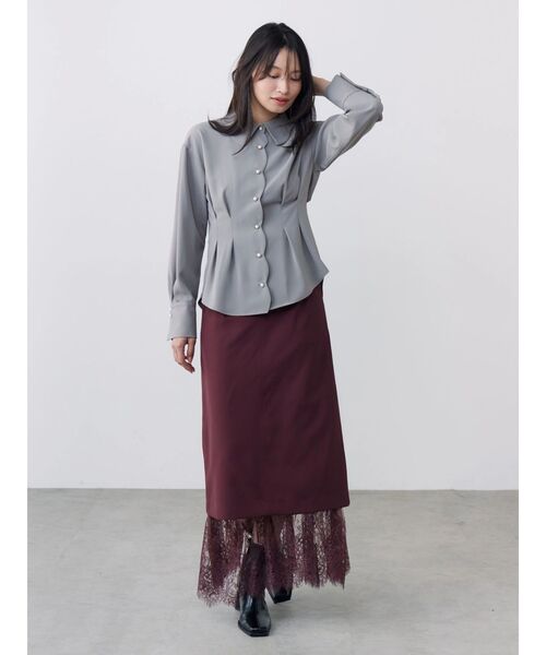 TONAL(トーナル)の「スカラパール釦ブラウス(シャツ/ブラウス・レディース・ライトブルー/オフホワイト/モカ・MEDIUM)」の8枚目の写真