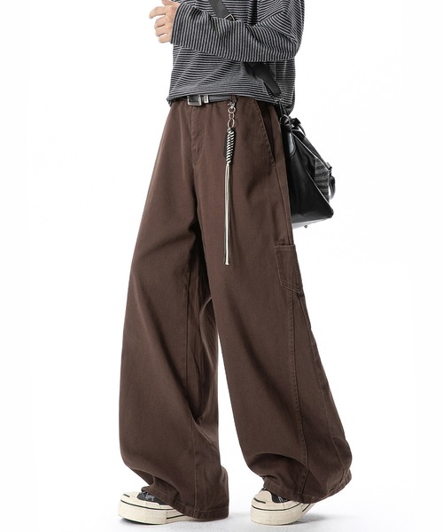 CORPUS TOKYO(コーパス トーキョー)の「サイドポケットバギーチノパンツ(カーゴパンツ・メンズ・ダークグレー/ブラック/ブラウン・4/3/1/2)」の4枚目の写真