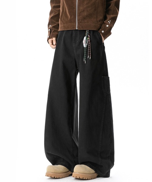 CORPUS TOKYO(コーパス トーキョー)の「サイドポケットバギーチノパンツ(カーゴパンツ・メンズ・ダークグレー/ブラック/ブラウン・4/3/1/2)」の17枚目の写真