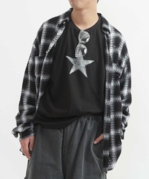 PUNCHING OVERSIZED SHIRT
