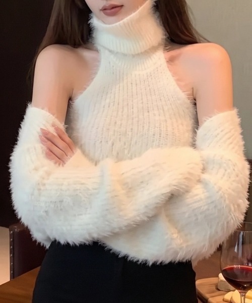 deux amour(ドゥーザムール)の「シャギーヤーンハイネックノースリ短丈トップス+ボレロ(その他トップス・レディース・ホワイト/グレー/レッド/ブラック・FREE)」の2枚目の写真