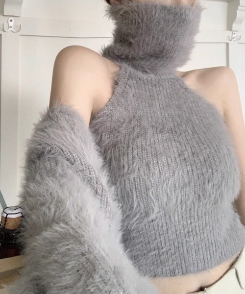 deux amour(ドゥーザムール)の「シャギーヤーンハイネックノースリ短丈トップス+ボレロ(その他トップス・レディース・ホワイト/グレー/レッド/ブラック・FREE)」の10枚目の写真