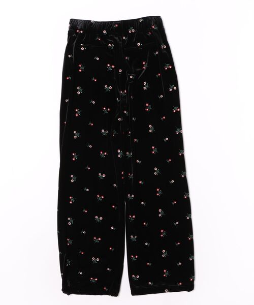Bshop（ビショップ）の「TICCA | ベロアフラワーエンブロイダリーパンツ（その他パンツ・レディース・ブラック系その他・F）」の2枚目の写真