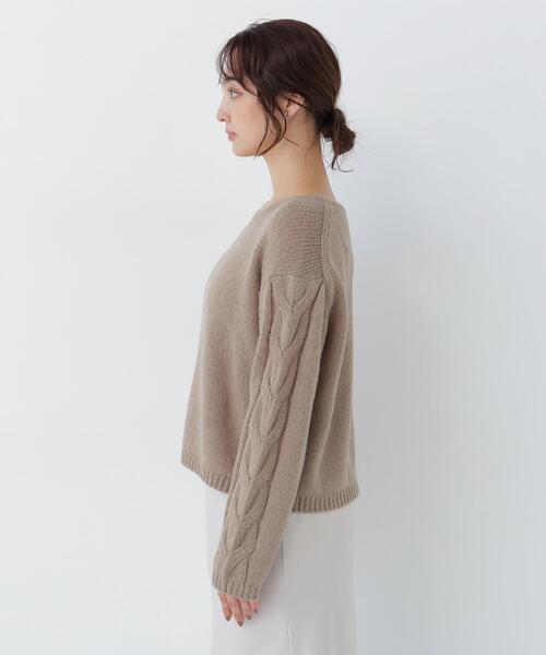 NATURAL BEAUTY BASIC（ナチュラルビューティーベーシック）の「袖ケーブルニット（ニット/セーター・レディース・ベージュ/ライトグリーン/ブラウン・FREE）」の14枚目の写真
