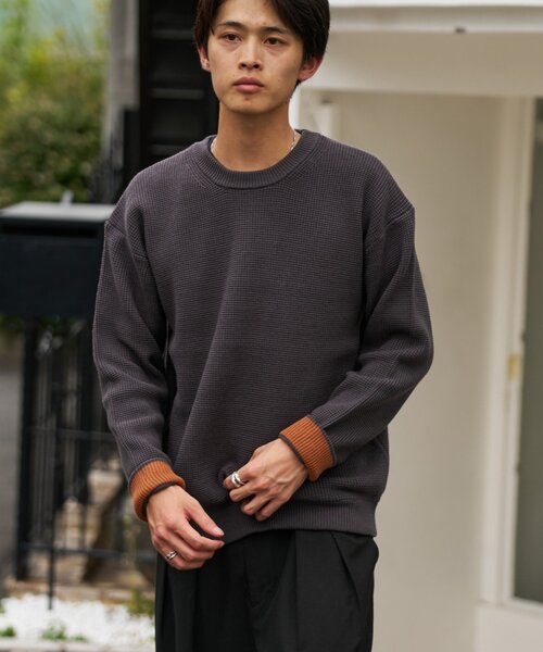 CIAOPANIC TYPY(チャオパニックティピー)の「【ヨレにくく、お手入れ簡単】【UNISEX】キープシェイプワッフルニットプルオーバー(ニット/セーター・メンズ・チャコールグレー/ライトグレー/ネイビー/オレンジ/ブルー/グリーン/マスタード/ホワイト系その他・SMALL/MEDIUM/LARGE/X-LARGE)」の2枚目の写真