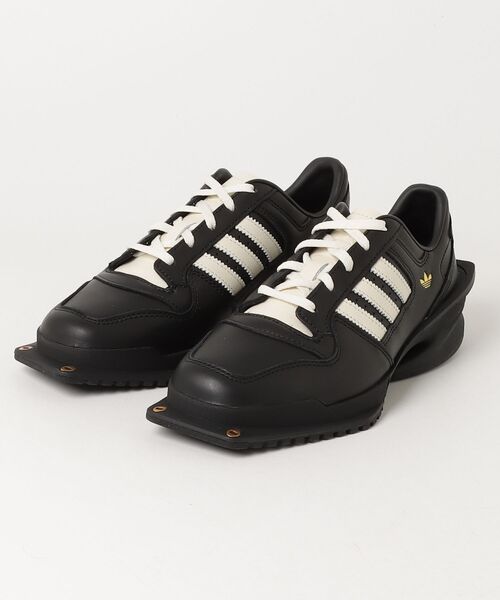 adidas Originals(アディダスオリジナルス)の「FORUM CUBISM W(スニーカー・レディース・ブラック・27.0cm/28.0cm/27.5cm/26.5cm/26.0cm/25.0cm/24.5cm/24.0cm/23.5cm/23.0cm)」の1枚目の写真