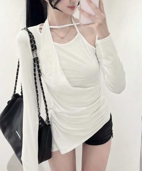 Emilie(エミリー)の「アシンメトリードレープ シャーリング長袖トップス(Tシャツ/カットソー・レディース・ブラック/チャコールグレー/アイボリー・FREE)」の22枚目の写真