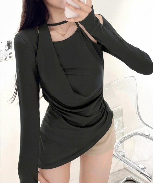 Emilie(エミリー)の「アシンメトリードレープ シャーリング長袖トップス(Tシャツ/カットソー・レディース・ブラック/チャコールグレー/アイボリー・FREE)」の5枚目の写真