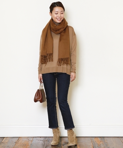 Deuxieme Classe(ドゥーズィエムクラス)の「*BEGG&CO カシミヤストール◆(ストール/ショール・レディース・キャメル/ブラック/ブルー/ブルー系その他/ライトグレー・FREE)」の17枚目の写真
