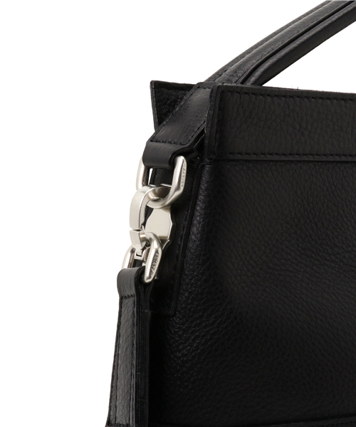 【セル版】アリゲーター リミテッド・パック〈初回限定生産・2枚組〉 トミーテック LV-N286a 日産 グロリア セダン 200E GL(緑) 79年