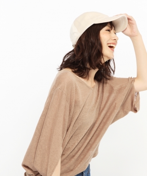 LAKOLE(ラコレ)の「【ユニセックス】ベロアキャップ / LAKOLE(キャップ・レディース・ブラック/グレー/カーキ/アイボリー・FREE)」の4枚目の写真