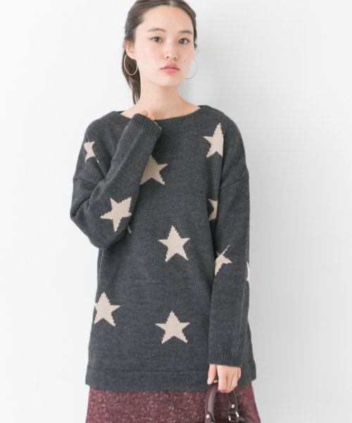 URBAN RESEARCH(アーバンリサーチ)の「【WEB限定】スターモチーフニット(ニット/セーター・レディース・グレー/ベージュ・FREE)」の2枚目の写真