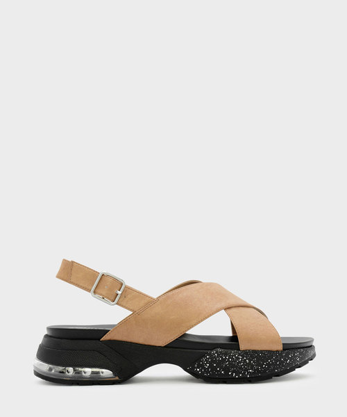 CHARLES & KEITH(チャールズ & キース)の「クリスクロススリングバックサンダル / CRISS CROSS SLINGBACK SANDALS(サンダル・レディース・ホワイト/ベージュ・23.5cm/23cm/24.5cm/25cm)」の2枚目の写真