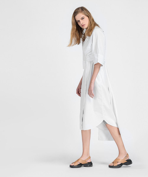 CHARLES & KEITH(チャールズ & キース)の「クリスクロススリングバックサンダル / CRISS CROSS SLINGBACK SANDALS(サンダル・レディース・ホワイト/ベージュ・23.5cm/23cm/24.5cm/25cm)」の6枚目の写真