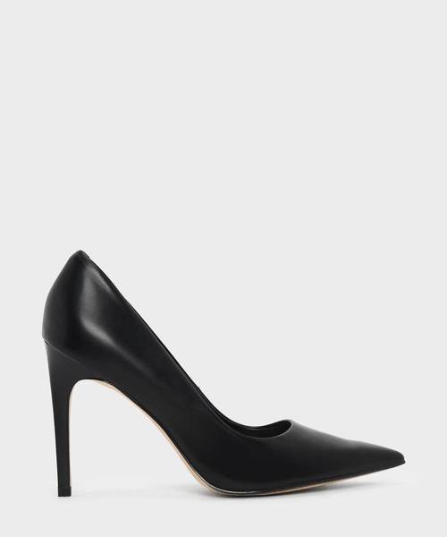 CHARLES & KEITH(チャールズ & キース)の「クラシックポインテッドパンプス / CLASSIC POINTED PUMPS(パンプス・レディース・ブラック/ダークグリーン/グレー/バーガンディー・22cm/22.5cm/23cm/23.5cm/24.5cm/25cm/25.5cm/26.5cm)」の2枚目の写真