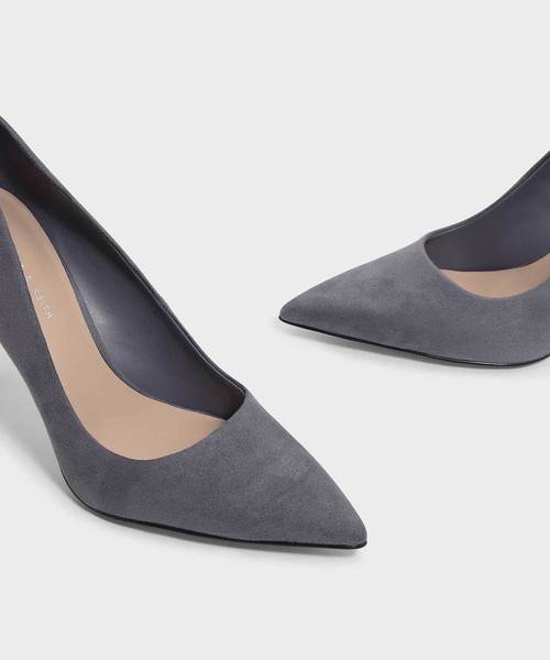 CHARLES & KEITH(チャールズ & キース)の「クラシックポインテッドパンプス / CLASSIC POINTED PUMPS(パンプス・レディース・ブラック/ダークグリーン/グレー/バーガンディー・22cm/22.5cm/23cm/23.5cm/24.5cm/25cm/25.5cm/26.5cm)」の14枚目の写真