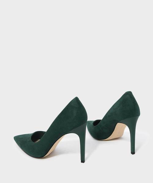 CHARLES & KEITH(チャールズ & キース)の「クラシックポインテッドパンプス / CLASSIC POINTED PUMPS(パンプス・レディース・ブラック/ダークグリーン/グレー/バーガンディー・22cm/22.5cm/23cm/23.5cm/24.5cm/25cm/25.5cm/26.5cm)」の18枚目の写真