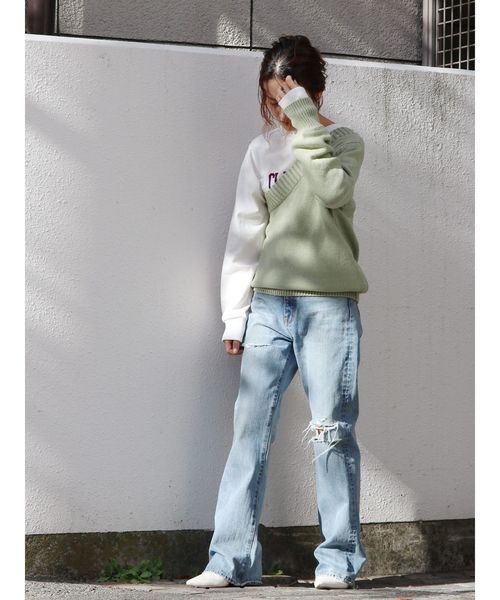 Ungrid(アングリッド)の「ワンショルダーニット(ニット/セーター・レディース・ベージュ/オフホワイト/グリーン・FREE)」の9枚目の写真