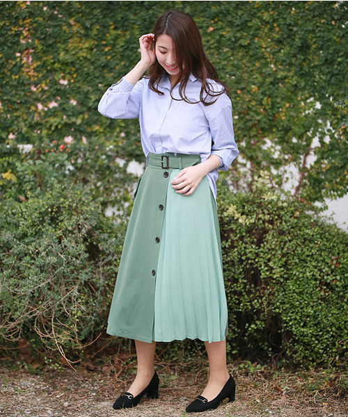 TRUDEA(トルディア)の「サイドプリーツ トレンチスカート(スカート・レディース・ベージュ/ネイビー/イエロー/ブルー/グリーン/ラベンダー・SMALL/MEDIUM/LARGE)」の10枚目の写真