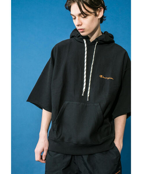 Champion(チャンピオン)の「<Champion × monkey time> REVERSE WEAVE HOODY 6SL/パーカー(パーカー・メンズ・ブラック/ベージュ/オレンジ・X-LARGE/SMALL/LARGE/MEDIUM)」の2枚目の写真