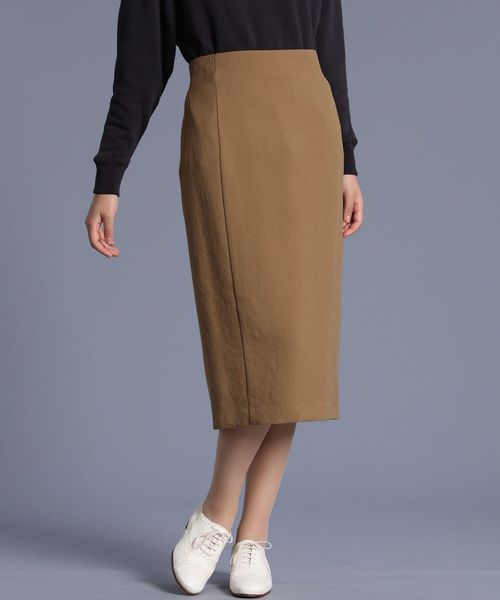 INED�i�C�l�h�j�́u�����O�^�C�g�X�J�[�g�sKarl Karl-KS(R)�t�i�X�J�[�g�j�v�b�J�[�L