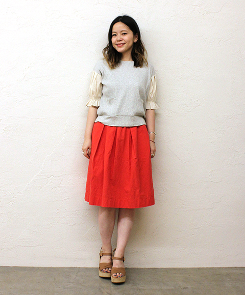 mystic（ミスティック）の「布帛パフスリーブプルオーバー（Tシャツ/カットソー・レディース・ブラック/ベージュ/グレー/オフホワイト・ﾌﾘ-）」の12枚目の写真