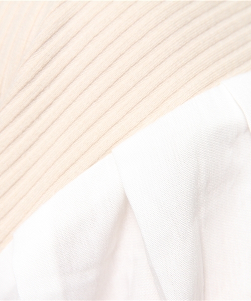 mystic（ミスティック）の「布帛パフスリーブプルオーバー（Tシャツ/カットソー・レディース・ブラック/ベージュ/グレー/オフホワイト・ﾌﾘ-）」の5枚目の写真