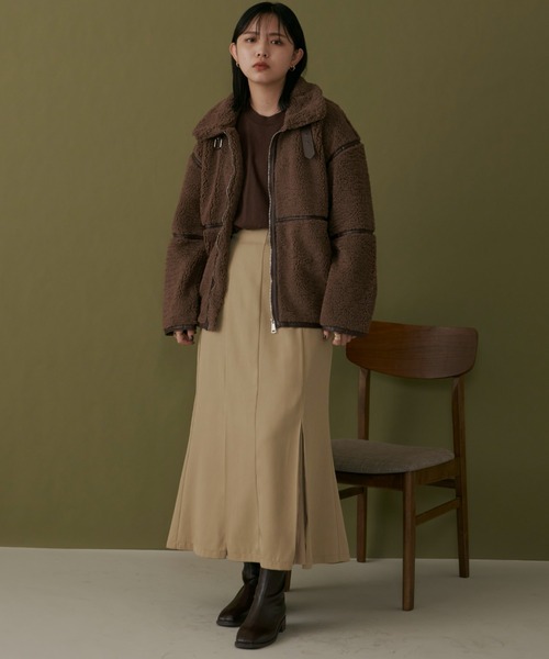 Aunt Marie's（アントマリーズ）の「【サイズ展開有】パイピングムートンボアジャケット / AUNT MARIE'S（ブルゾン・レディース・ベージュ/ブラウン/アイボリー・FREE/LARGE/MEDIUM）」の6枚目の写真