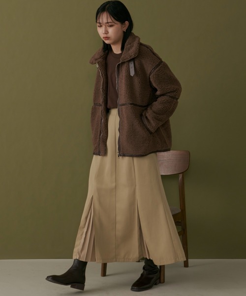 Aunt Marie's（アントマリーズ）の「【サイズ展開有】パイピングムートンボアジャケット / AUNT MARIE'S（ブルゾン・レディース・ベージュ/ブラウン/アイボリー・FREE/LARGE/MEDIUM）」の8枚目の写真