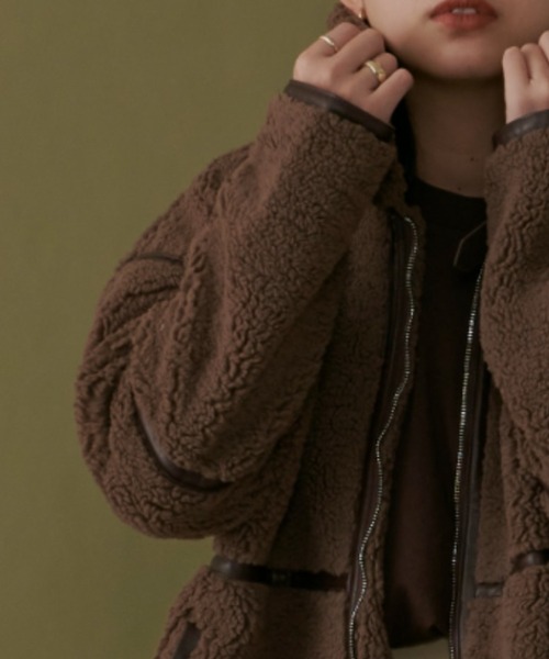 Aunt Marie's（アントマリーズ）の「【サイズ展開有】パイピングムートンボアジャケット / AUNT MARIE'S（ブルゾン・レディース・ベージュ/ブラウン/アイボリー・FREE/LARGE/MEDIUM）」の10枚目の写真
