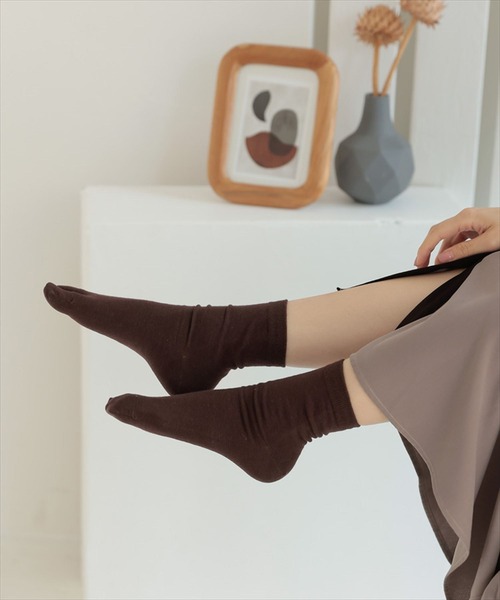 DONOBAN（ドノバン）の「足袋ソックス（ソックス/靴下・レディース・ブラック/グレー/ホワイト/ベージュ/ブラウン/ボルドー/グリーン/マスタード/ネイビー/ピンク/シルバー系その他/グリーン系その他/オレンジ/ブラック系その他2/ブラック系その他/ホワイト系その他2/ベージュ系その他/ホワイト系その他/グリーン系その他2/イエロー系その他/ライラック/ロイヤルブルー/グリーン系その他3・ONESIZE）」の8枚目の写真