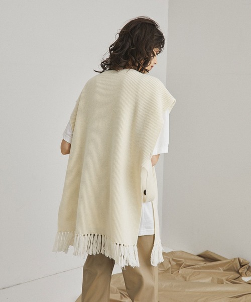 UNITED TOKYO（ユナイテッドトウキョウ）の「2wayケープニットベスト（ベスト・レディース・ブラック/ホワイト・0）」の15枚目の写真