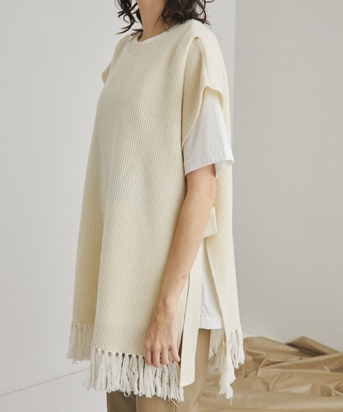 UNITED TOKYO（ユナイテッドトウキョウ）の「2wayケープニットベスト（ベスト・レディース・ブラック/ホワイト・0）」の18枚目の写真