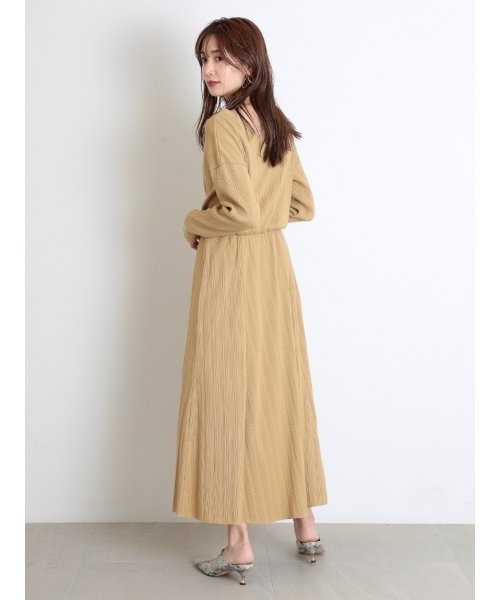 SNIDEL（スナイデル）の「Sustainaブラウジングカットワンピース