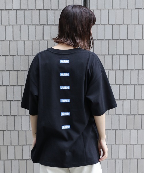 PBLIM(ページボーイリム)の「【PAGEBOYLIM】バックBOXロゴTシャツ(Tシャツ/カットソー・レディース・ホワイト/ブラック・MEDIUM/X-LARGE)」の3枚目の写真