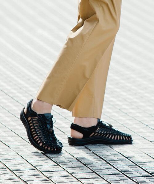 KEEN（キーン）の「別注 [ キーン ] SC KEEN GLR UNEEK ユニーク サンダル（サンダル・メンズ・ブラック・8/10/9）」の10枚目の写真