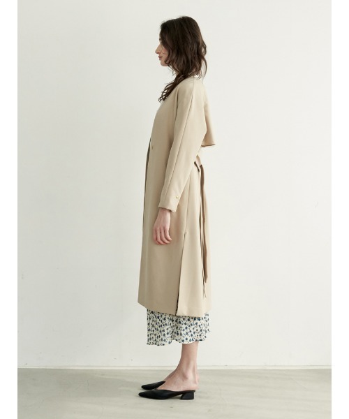 TONAL（トーナル）の「ベルト付ノーカラーV コート（ノーカラーコート