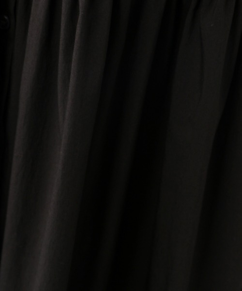 A part by（アパートバイ）の「Vボタンキリカエフレアワンピース  931695（ワンピース・レディース・ブラック/ライトベージュ/ブラウン系その他2/ブルー系その他4・FREE）」の6枚目の写真