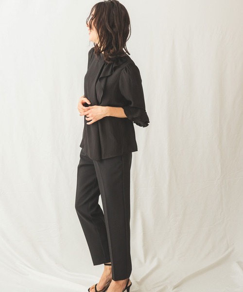 NARACAMICIE(ナラカミーチェ)の「アシンメトリーフリルブラウス(シャツ/ブラウス・レディース・ホワイト/ブラック・SMALL/MEDIUM/LARGE)」の10枚目の写真