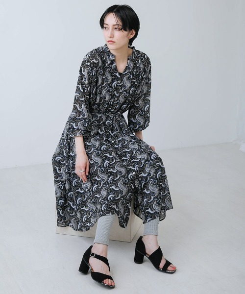 Bou Jeloud（ブージュルード）の「ペイズリーギャザーワンピース（ワンピース・レディース・ブラック/オフホワイト・38）」の5枚目の写真