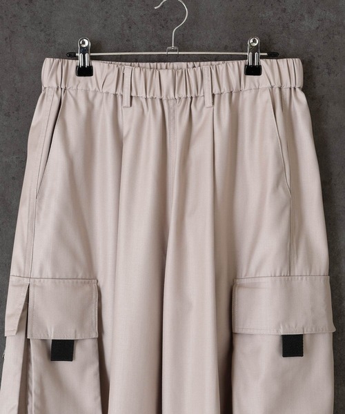 act'm（アクトム）の「ミリタリー ボリューム バルーンシルエット カーゴパンツ（カーゴパンツ・メンズ・ブラック/グレイッシュベージュ・S/M/L）」の14枚目の写真