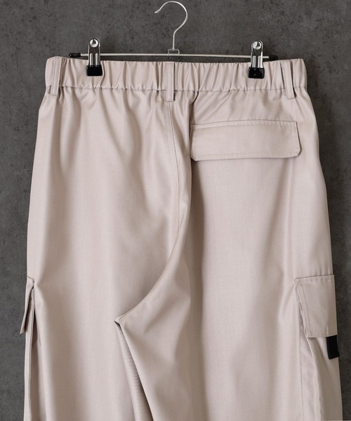act'm（アクトム）の「ミリタリー ボリューム バルーンシルエット カーゴパンツ（カーゴパンツ・メンズ・ブラック/グレイッシュベージュ・S/M/L）」の15枚目の写真