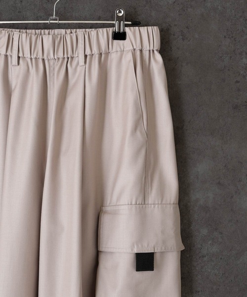 act'm（アクトム）の「ミリタリー ボリューム バルーンシルエット カーゴパンツ（カーゴパンツ・メンズ・ブラック/グレイッシュベージュ・S/M/L）」の16枚目の写真