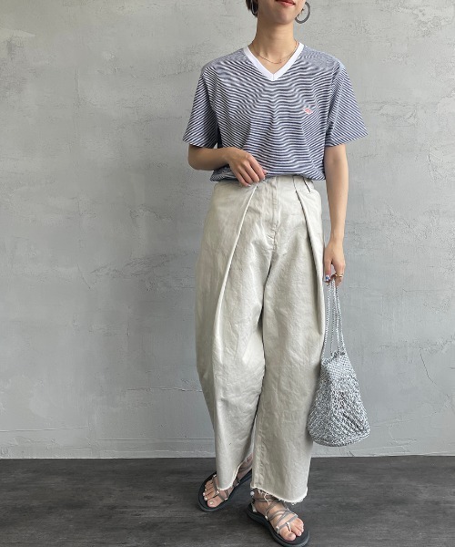 DANTON（ダントン）の「[DANTON/ダントン] Vネック ボーダーポケットTシャツ（Tシャツ/カットソー・レディース・ホワイト×ネイビー・34/36）」の3枚目の写真